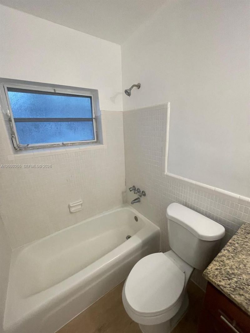 4986 SW 7th St , Margate, FL 33068 Photo