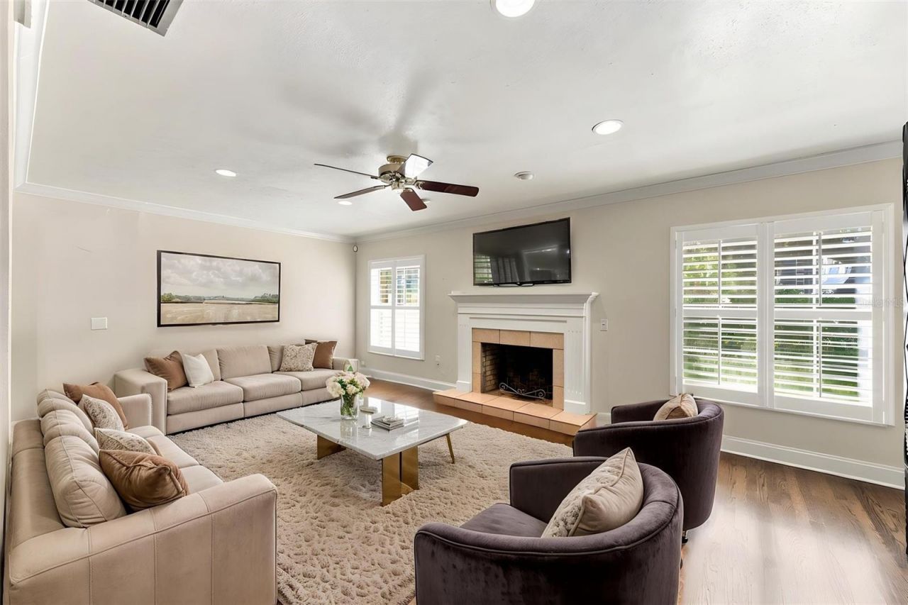 115 Hickory Creek Drive, Brandon, FL 33511 Photo