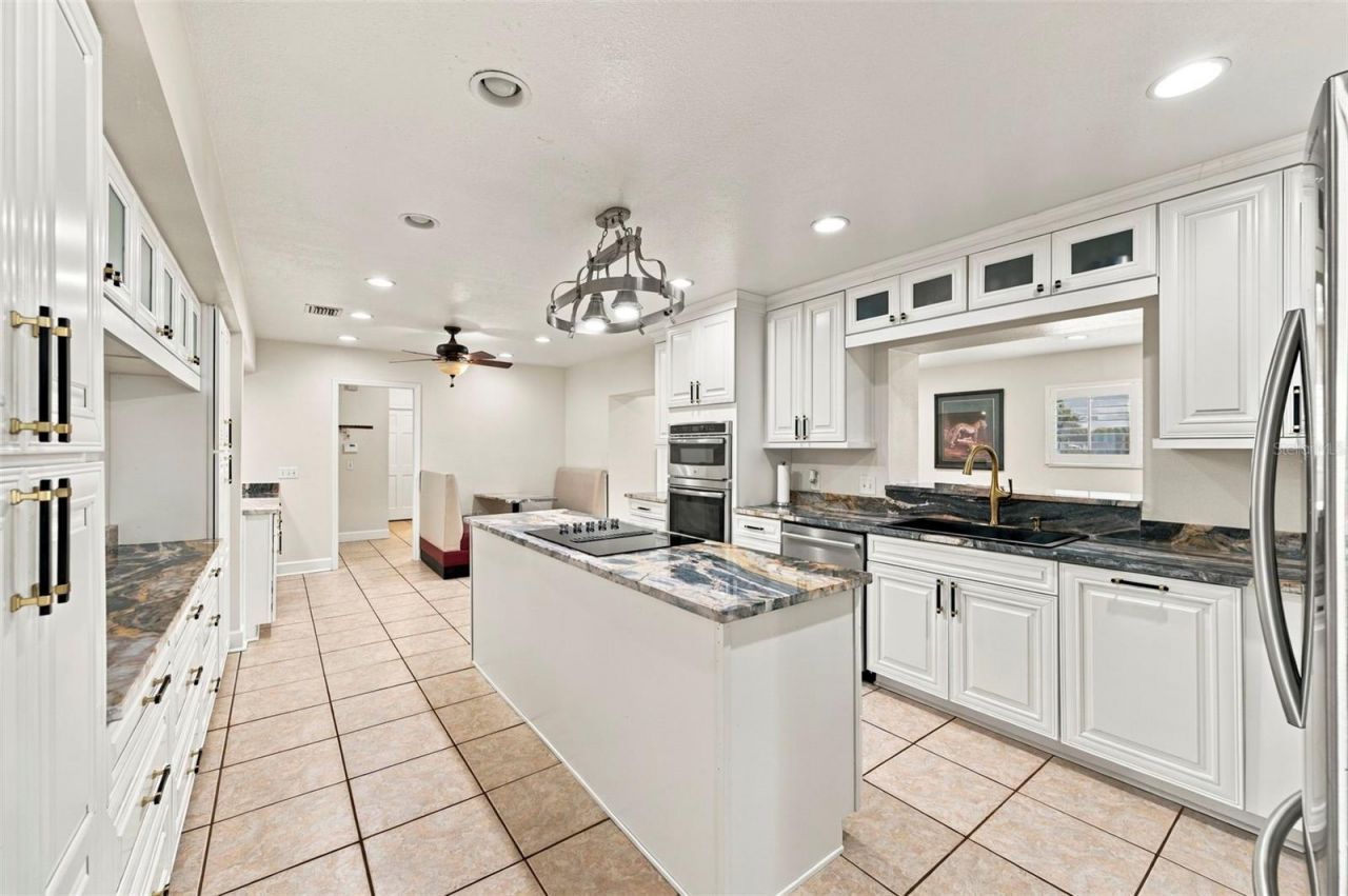 115 Hickory Creek Drive, Brandon, FL 33511 Photo