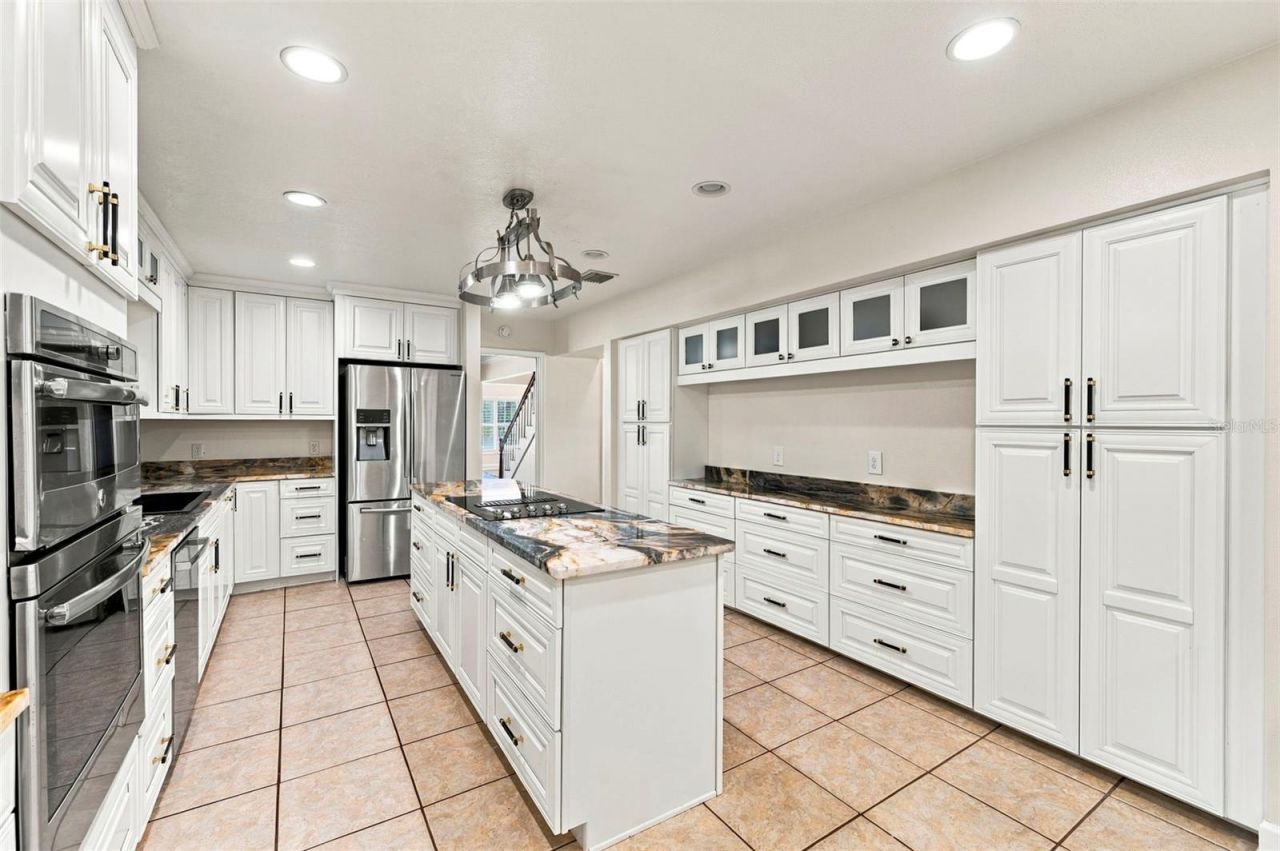 115 Hickory Creek Drive, Brandon, FL 33511 Photo