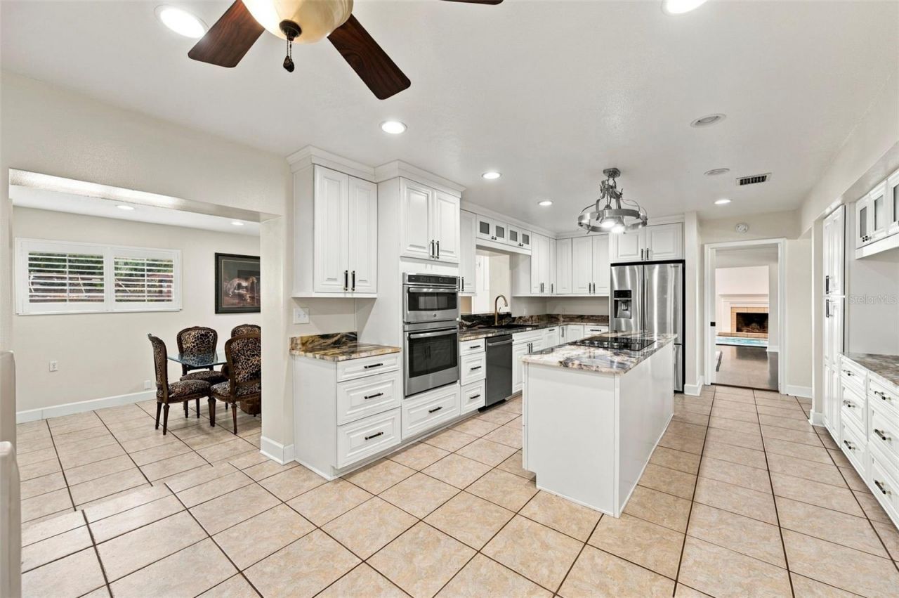 115 Hickory Creek Drive, Brandon, FL 33511 Photo