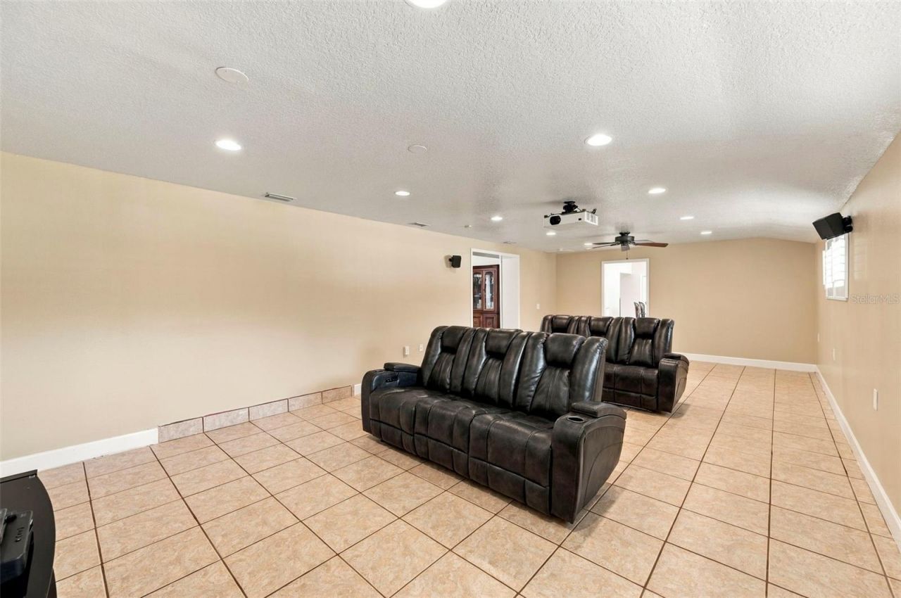 115 Hickory Creek Drive, Brandon, FL 33511 Photo