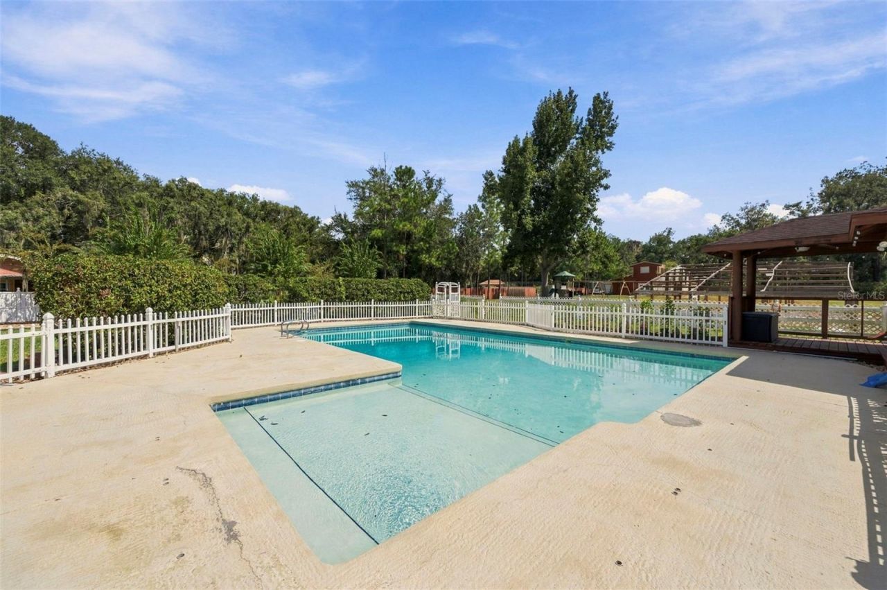 115 Hickory Creek Drive, Brandon, FL 33511 Photo