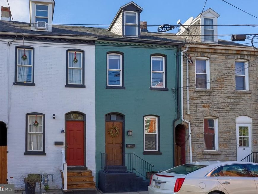 10 Locust Street, Lancaster, PA 17602 Main Photo