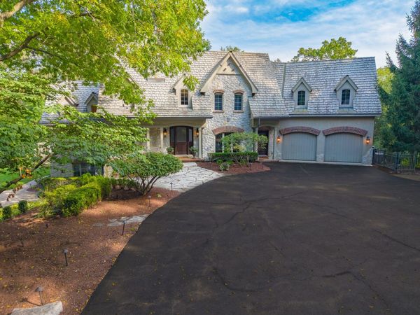 38w301 Burr Road Lane , St. Charles, IL 60175
