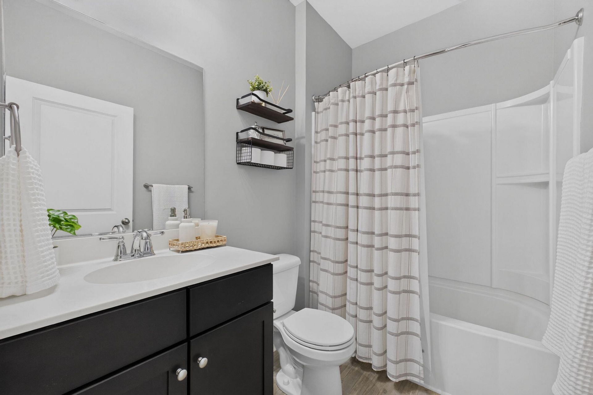 9718 Fanning Basket Lane Photo 8