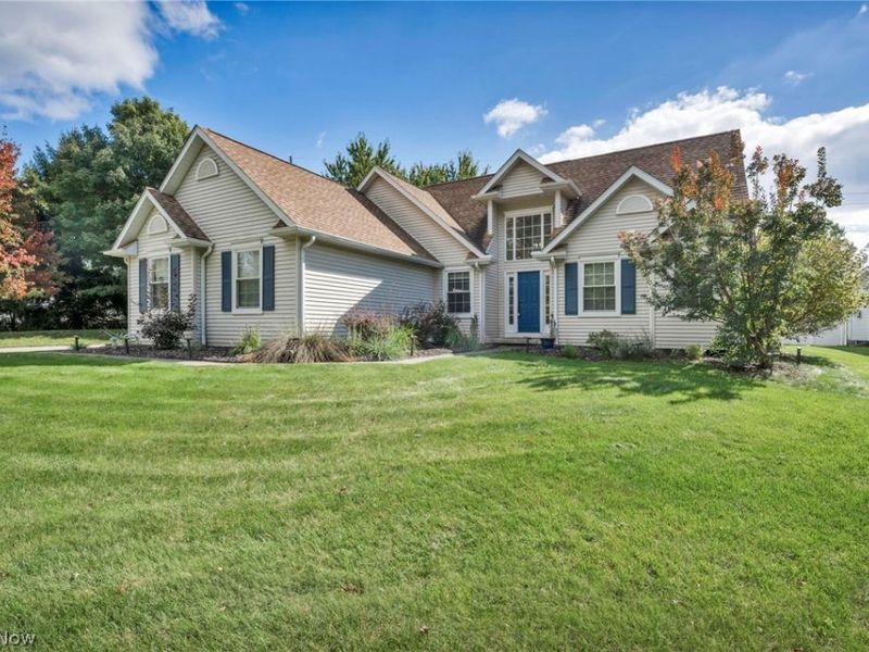 188 W Sturbridge Drive, Medina, OH 44256 Photo 3