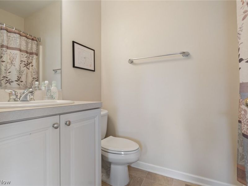 1499 Huntington Lane, Cleveland Heights, OH 44118 Photo 17