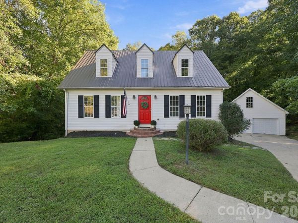 205 Colonial Avenue , Concord, NC 28025