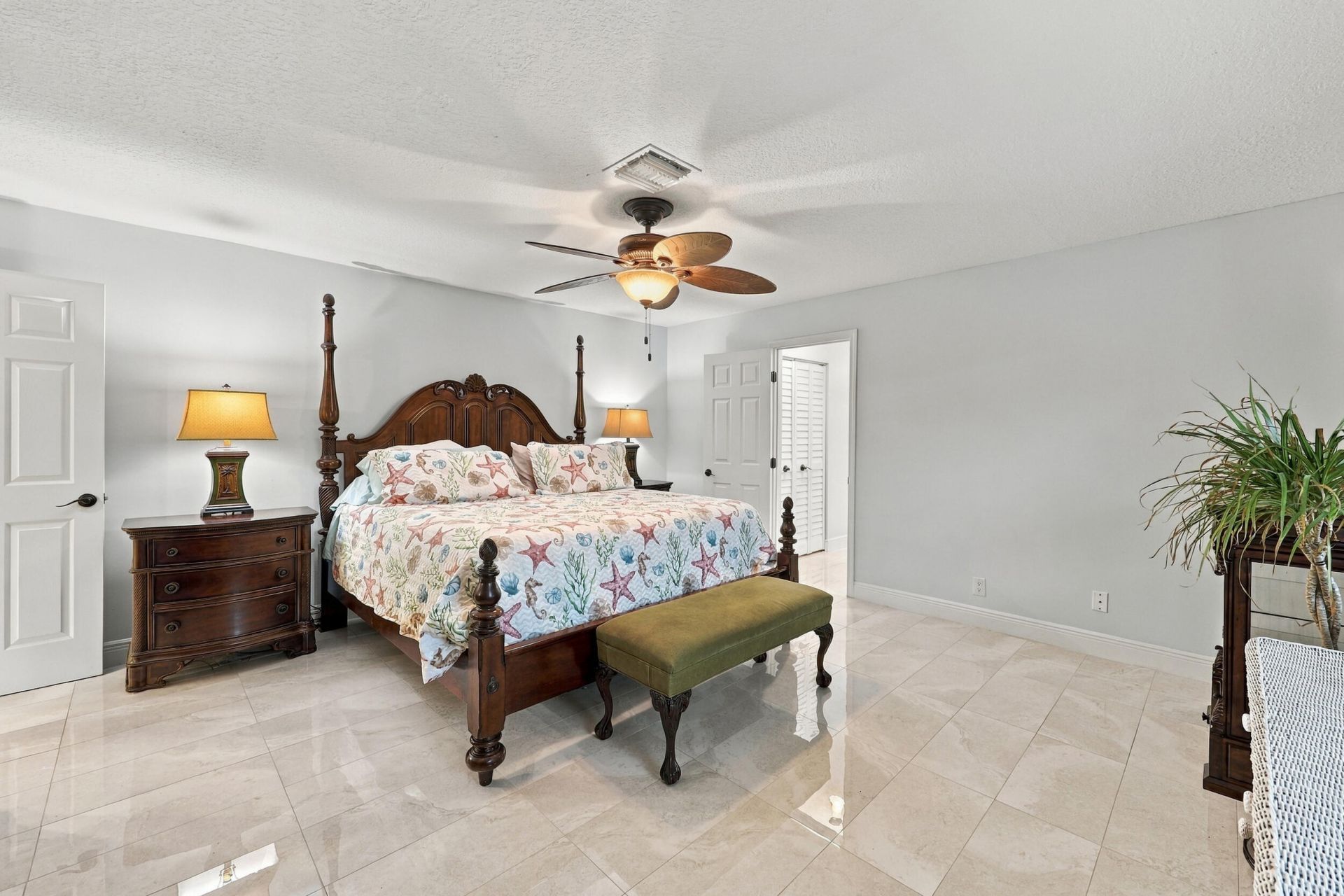 3590 Lakeview Drive, Delray Beach, FL 33445 Photo