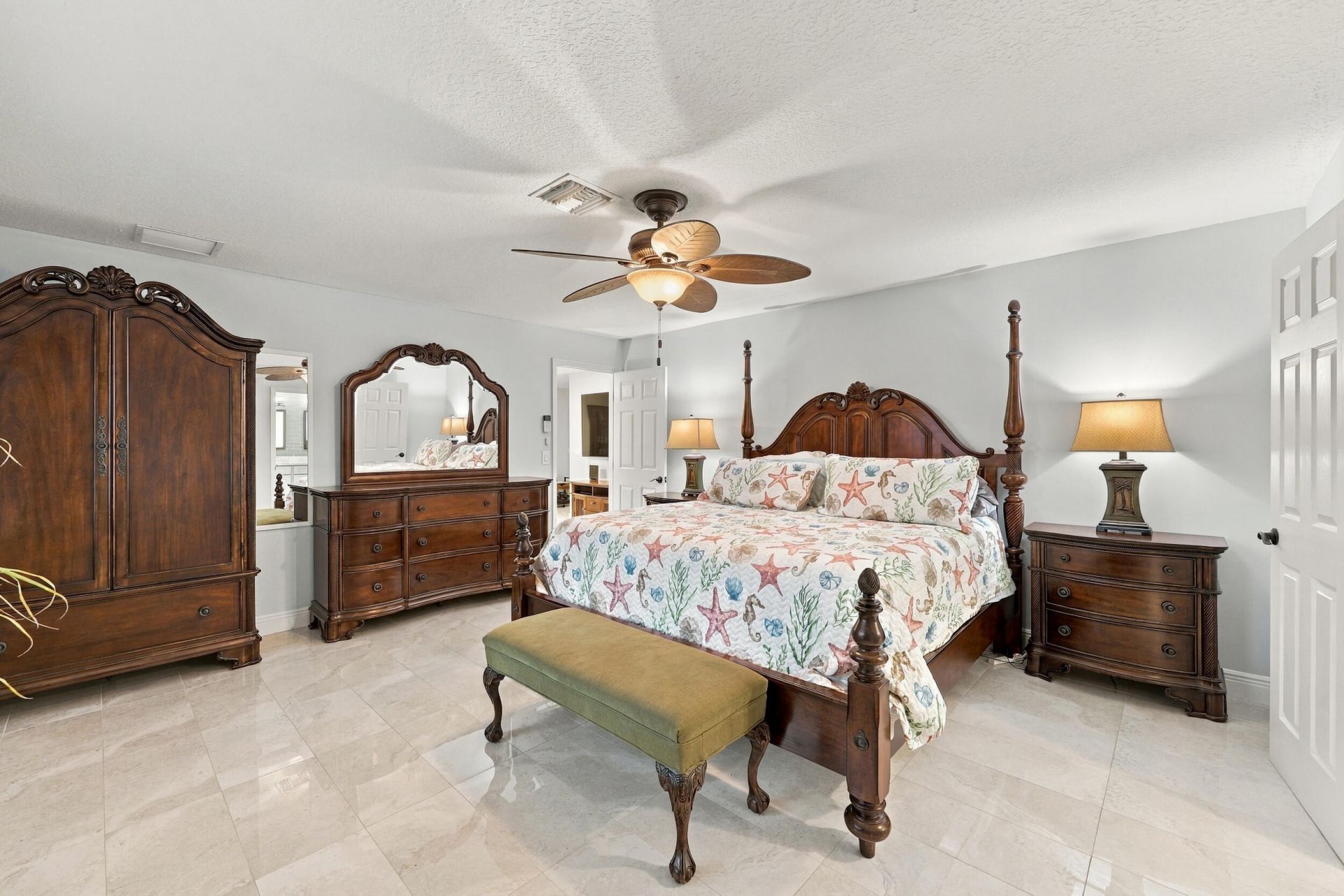 3590 Lakeview Drive, Delray Beach, FL 33445 Photo