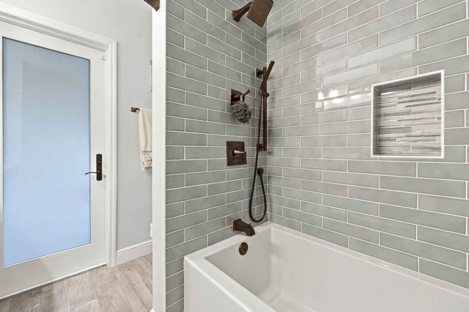 3590 Lakeview Drive, Delray Beach, FL 33445 Photo