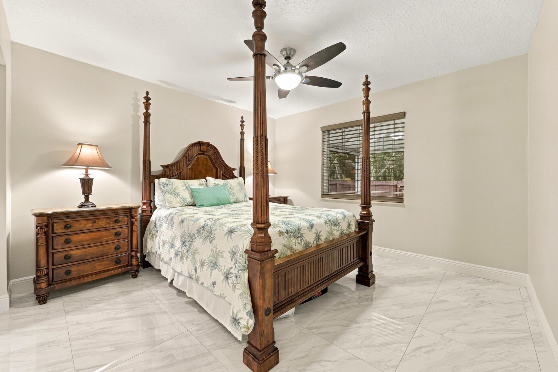 3590 Lakeview Drive, Delray Beach, FL 33445 Photo