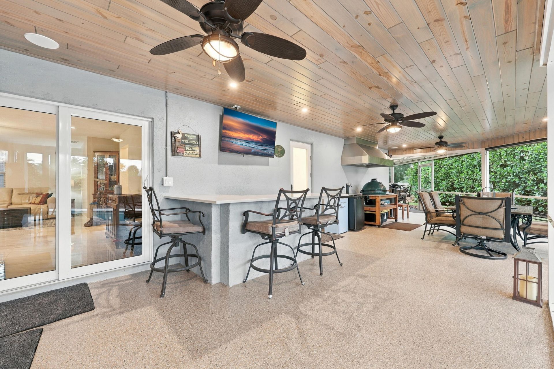 3590 Lakeview Drive, Delray Beach, FL 33445 Photo