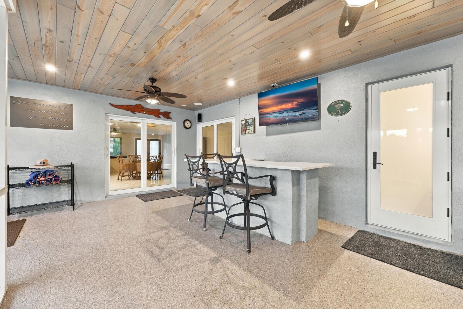 3590 Lakeview Drive, Delray Beach, FL 33445 Photo