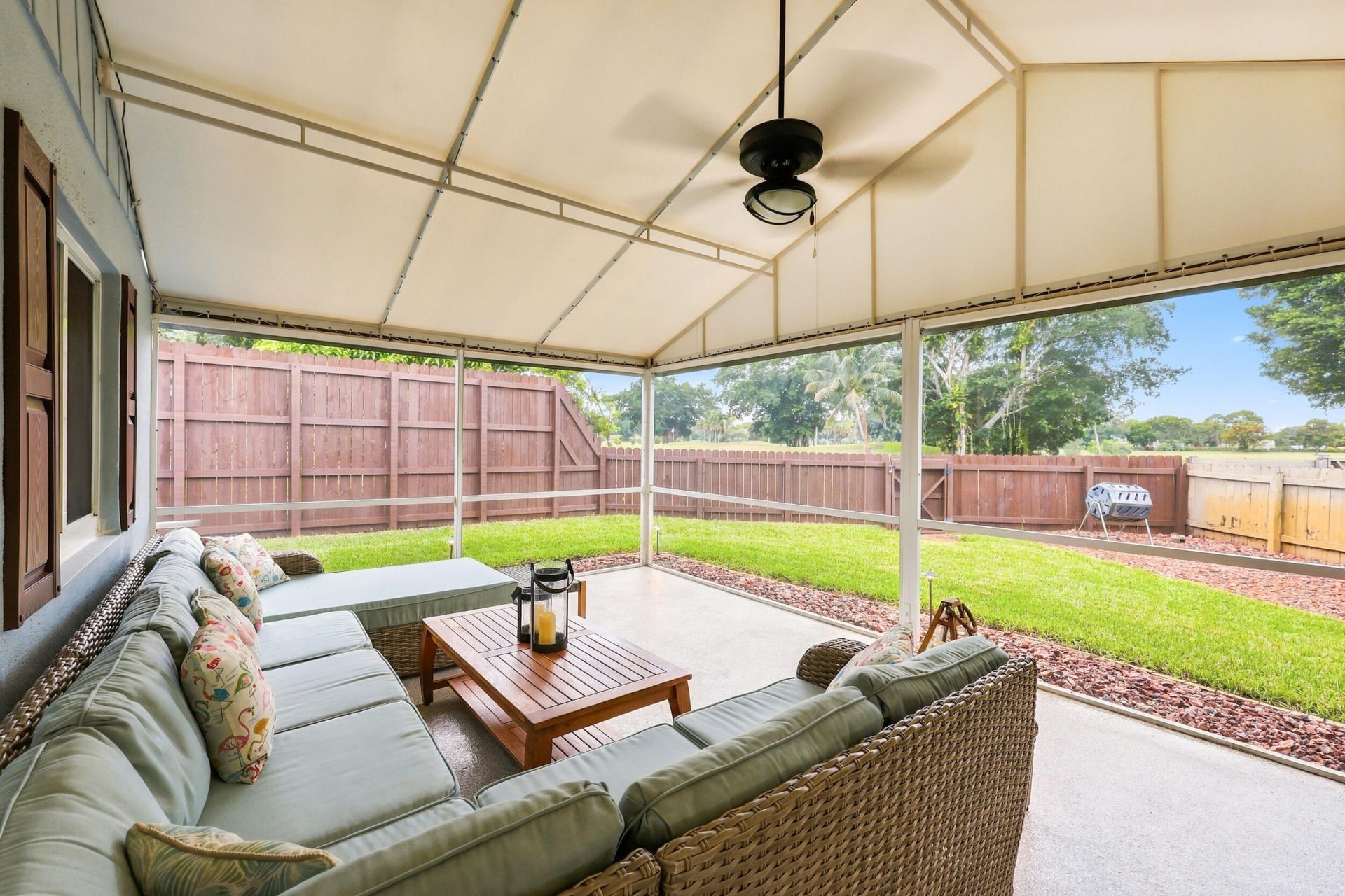 3590 Lakeview Drive, Delray Beach, FL 33445 Photo