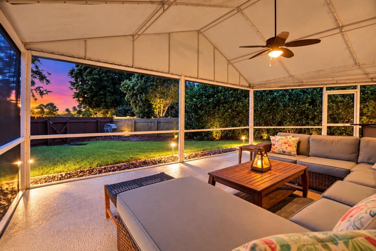 3590 Lakeview Drive, Delray Beach, FL 33445 Photo