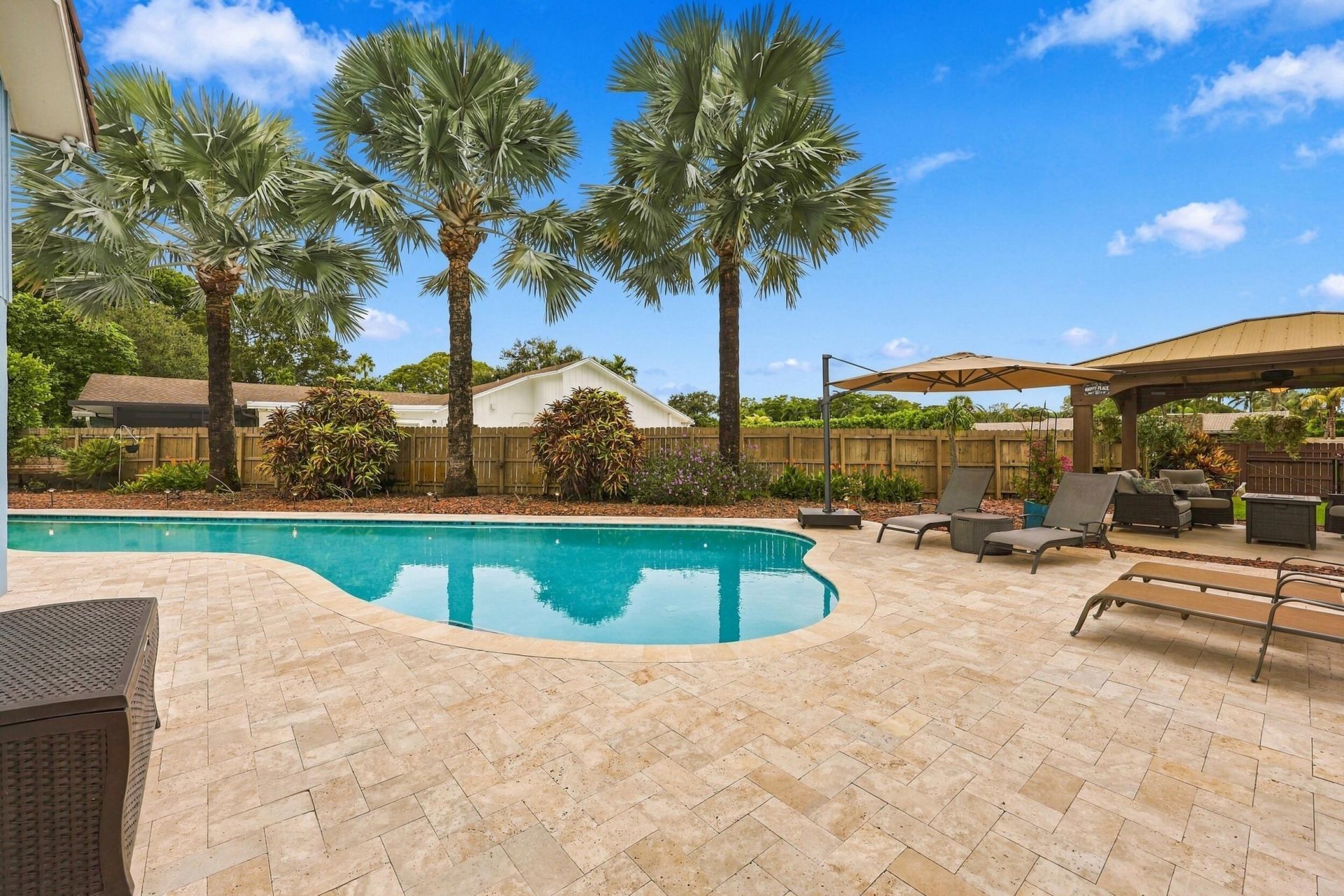 3590 Lakeview Drive, Delray Beach, FL 33445 Photo