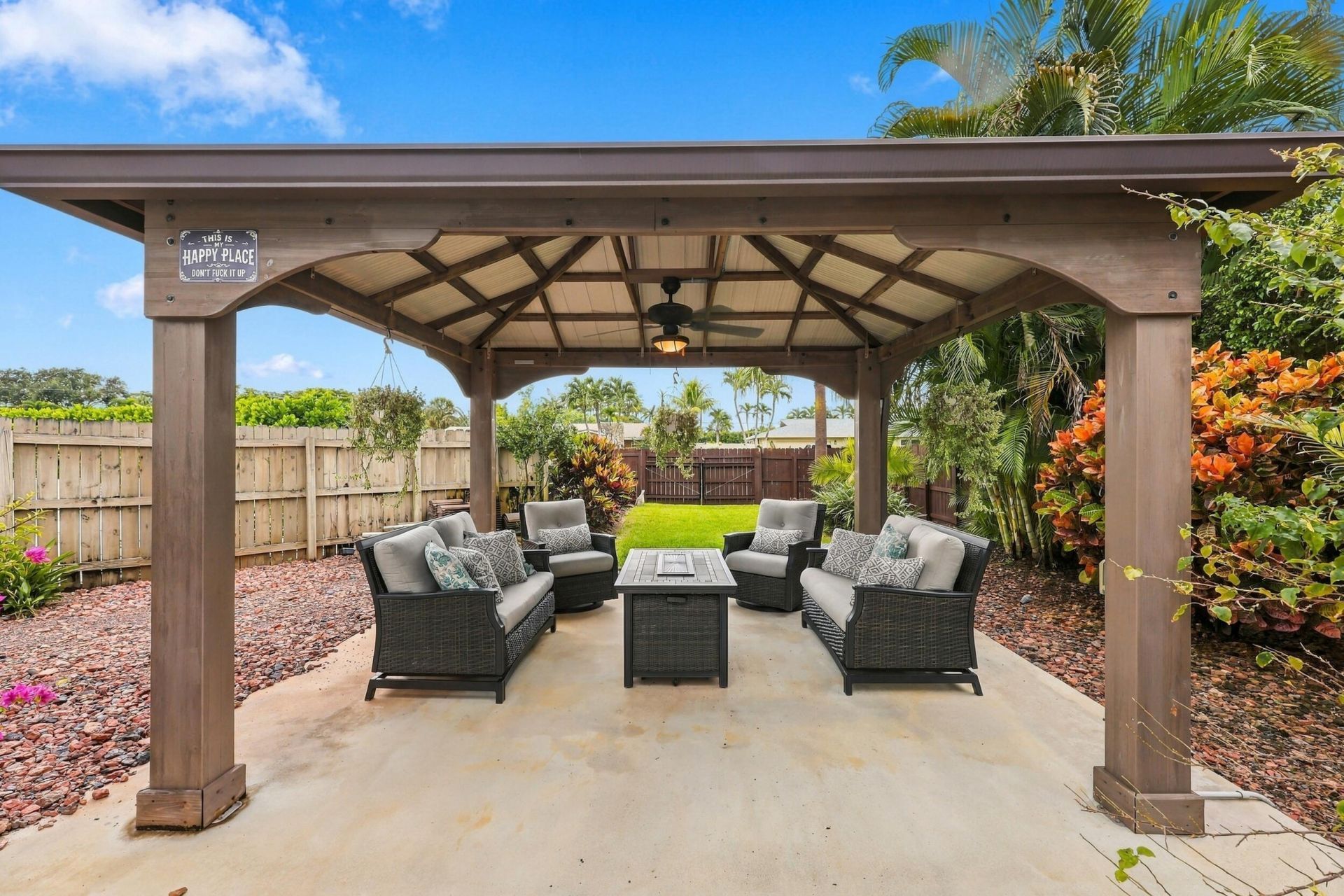 3590 Lakeview Drive, Delray Beach, FL 33445 Photo