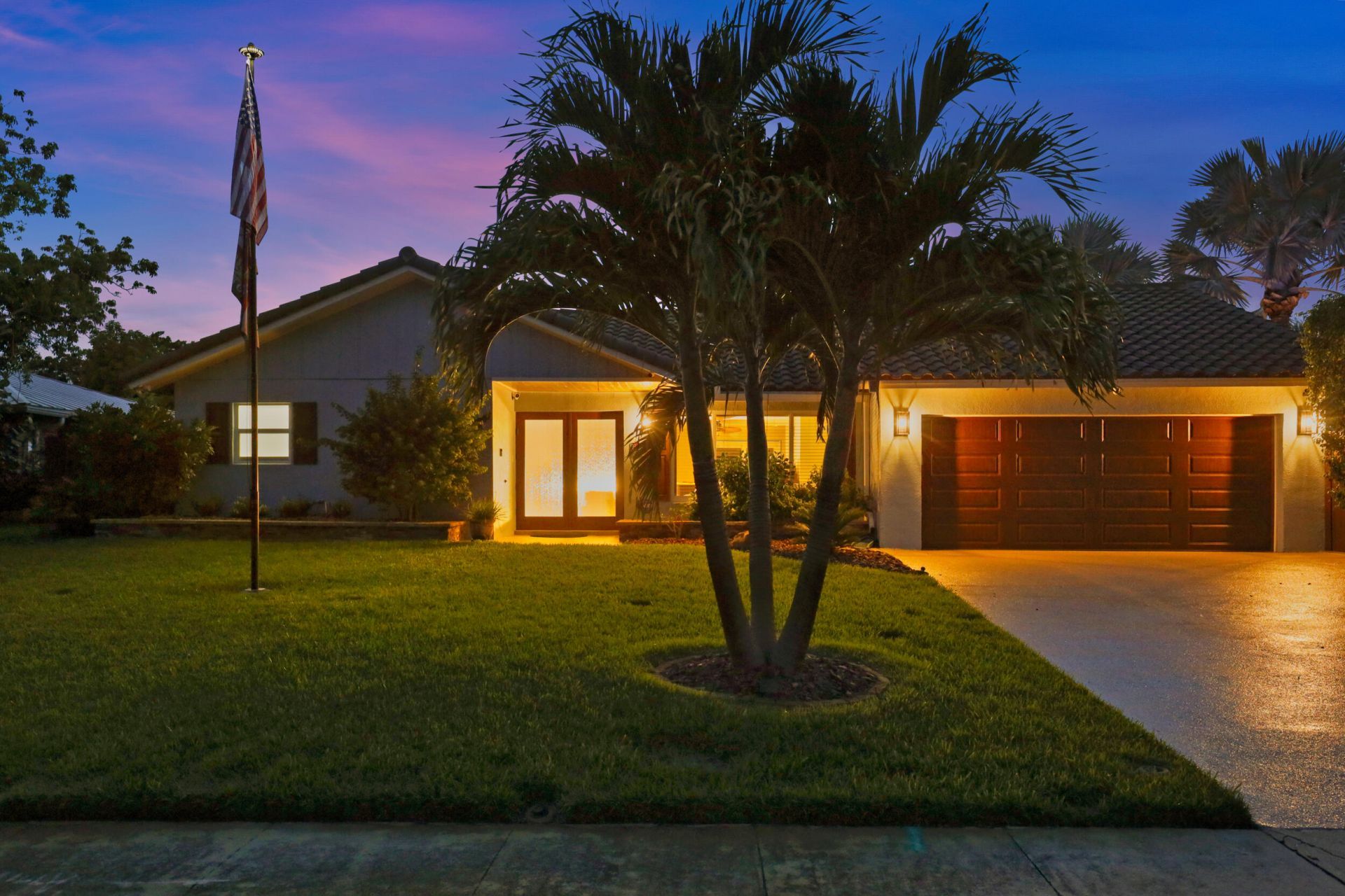 3590 Lakeview Drive, Delray Beach, FL 33445 Photo