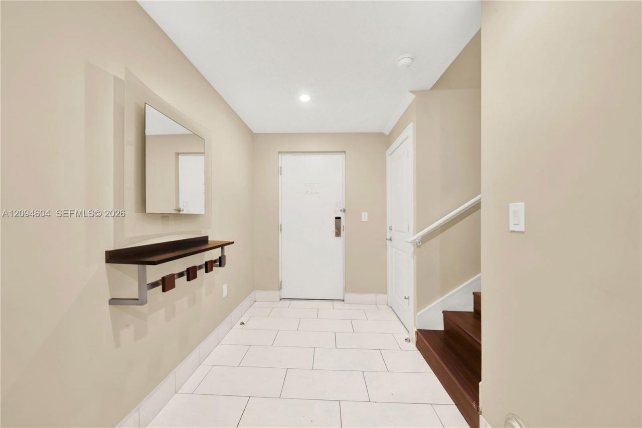 5300 NW 87th Ave , Unit 113, Doral, FL 33178 Photo
