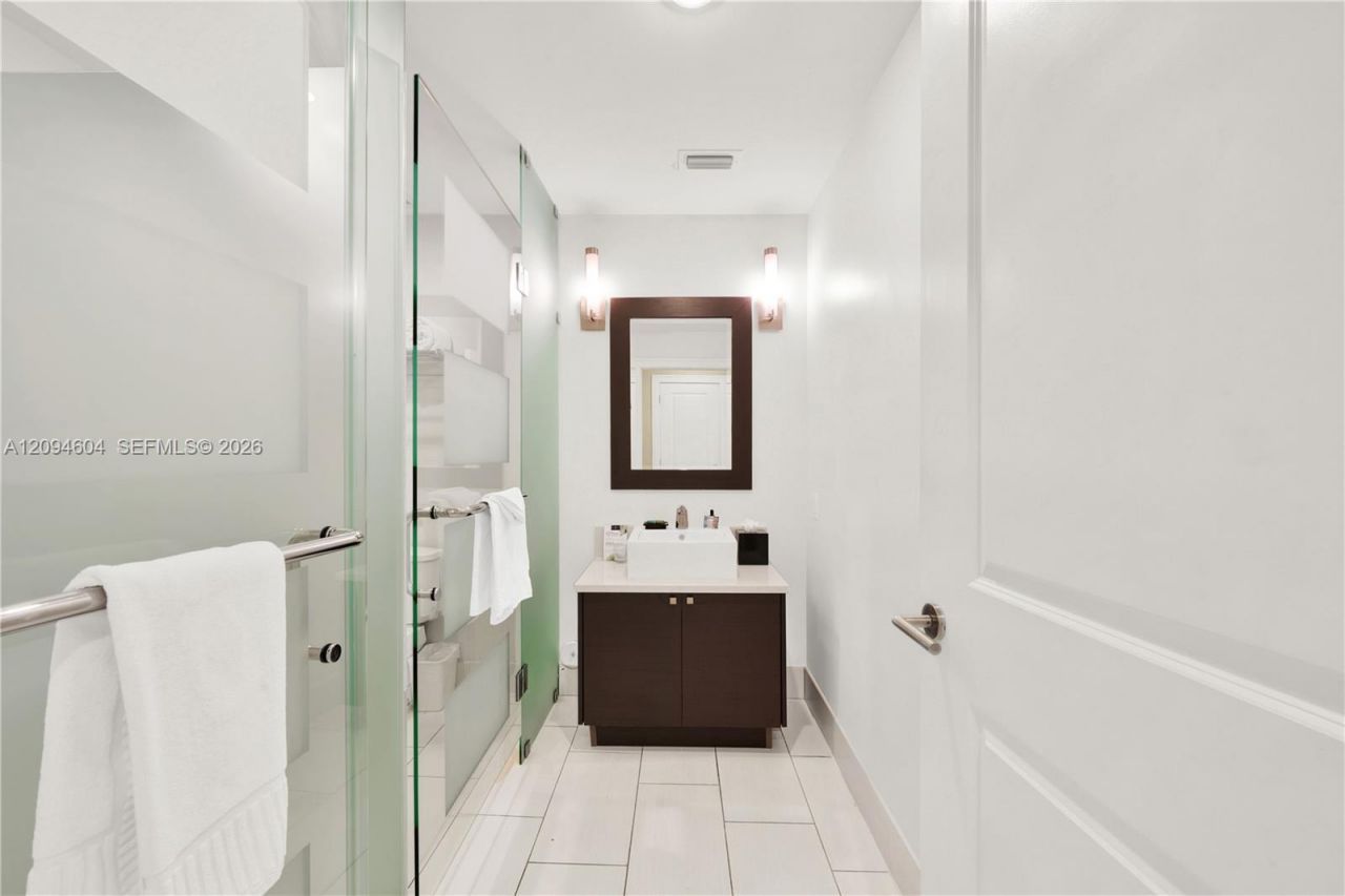 5300 NW 87th Ave , Unit 113, Doral, FL 33178 Photo