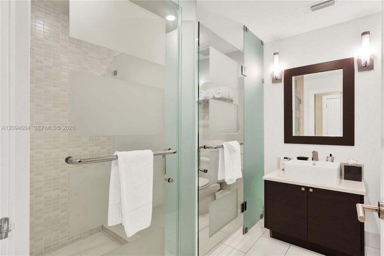 5300 NW 87th Ave , Unit 113, Doral, FL 33178 Photo