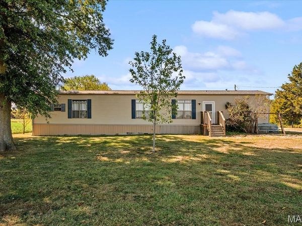 14017 N Prairie Road , Hoyleton, IL 62803
