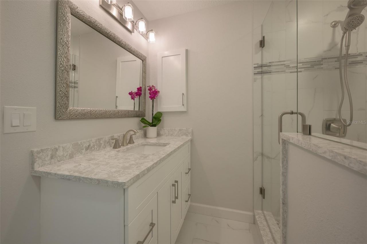 750 N Tamiami Trail , Unit 314, Sarasota, FL 34236 Photo