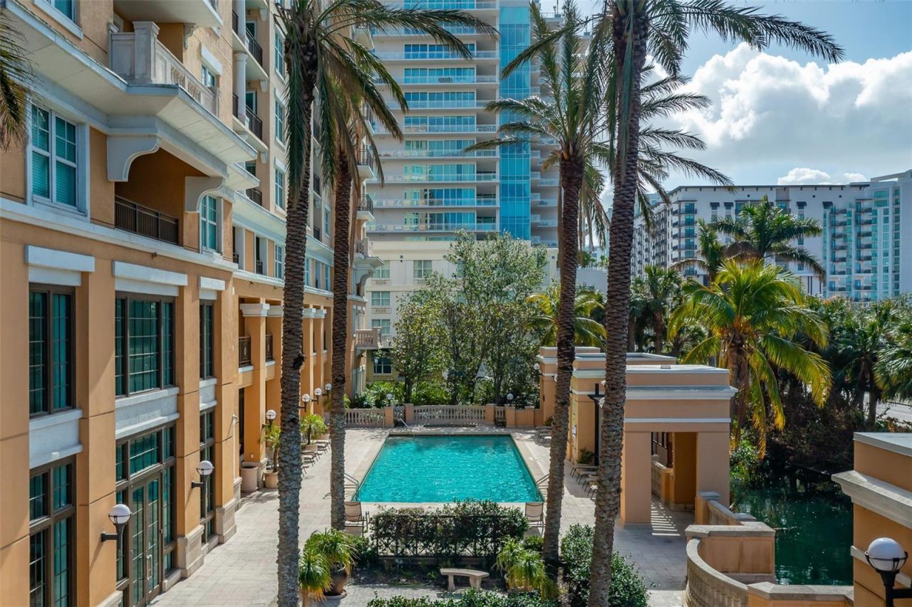 750 N Tamiami Trail , Unit 314, Sarasota, FL 34236 Photo