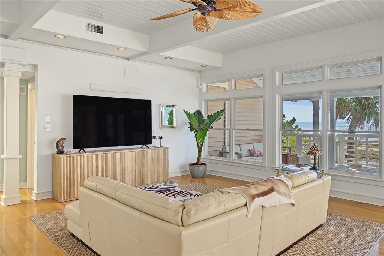 956 Eldorado Avenue, Clearwater, FL 33767 Photo