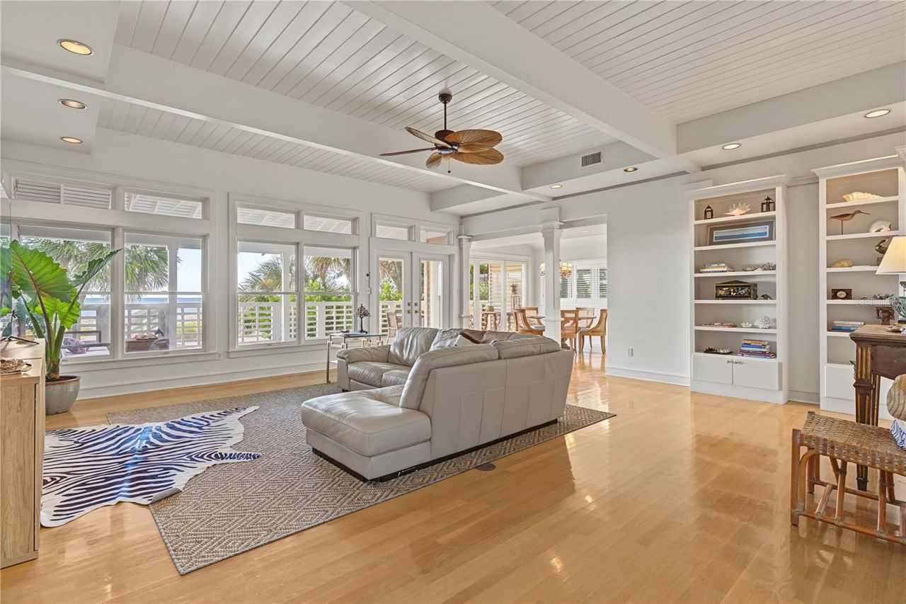 956 Eldorado Avenue, Clearwater, FL 33767 Photo