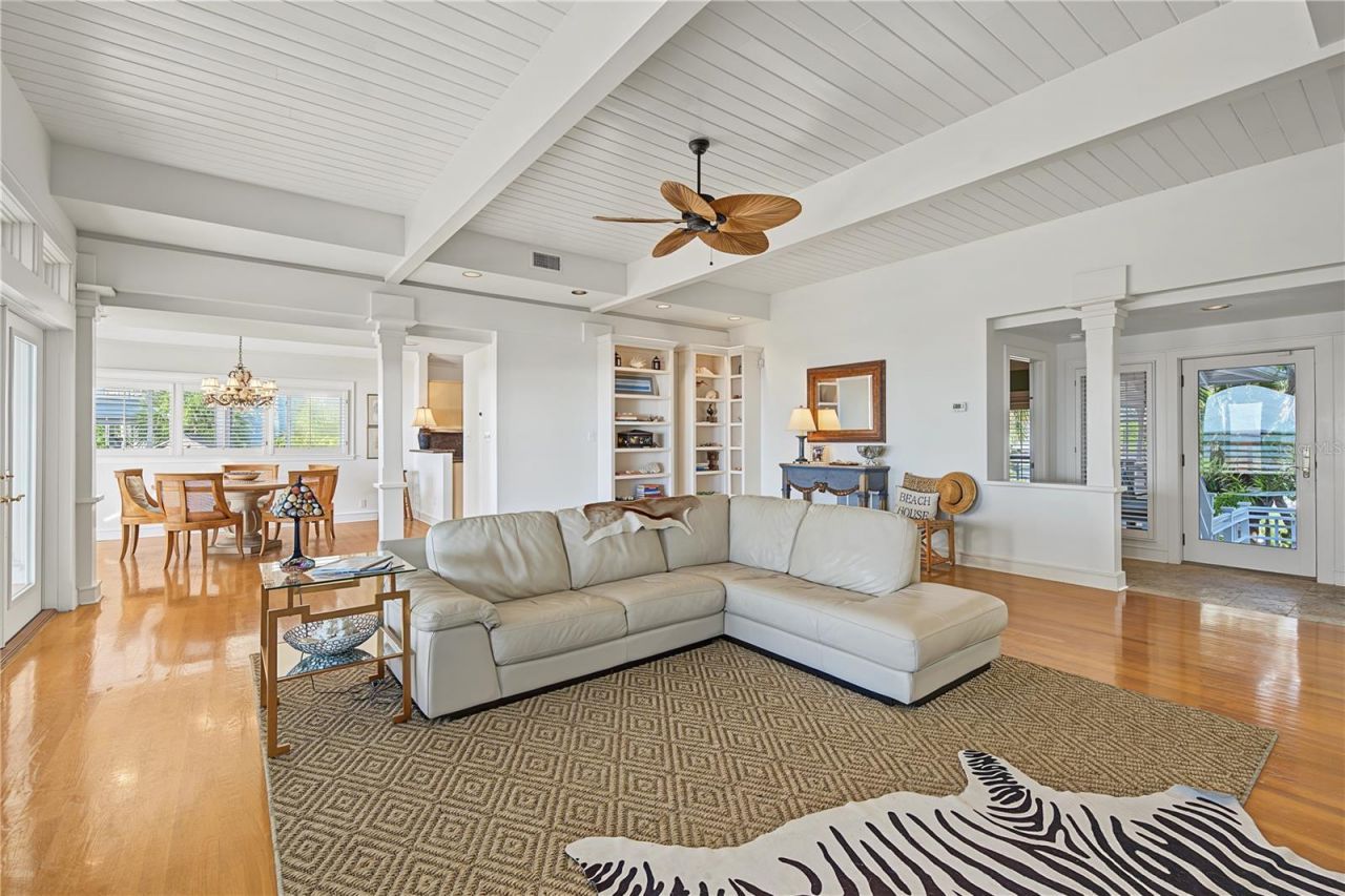 956 Eldorado Avenue, Clearwater, FL 33767 Photo