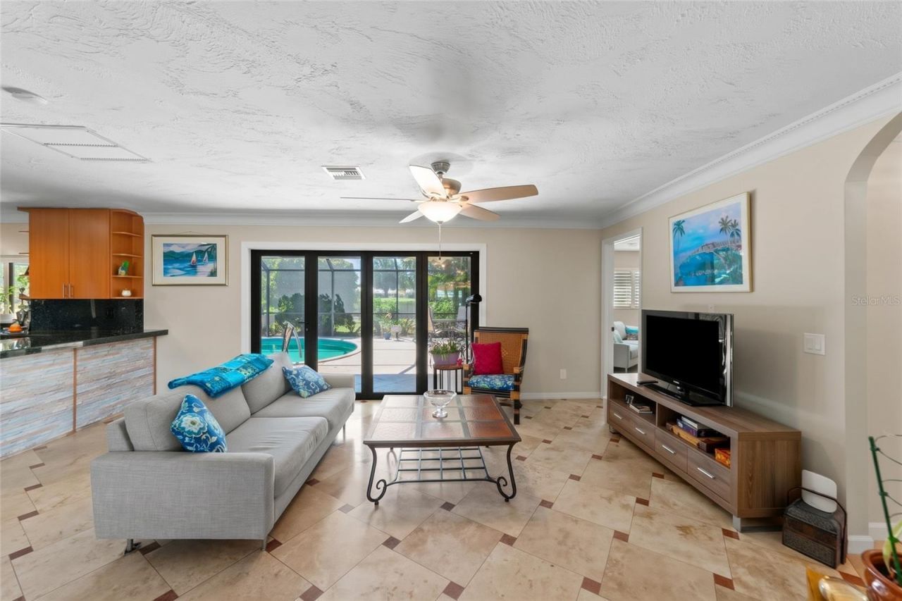 3377 Spring Mill Circle , Sarasota, FL 34239 Photo