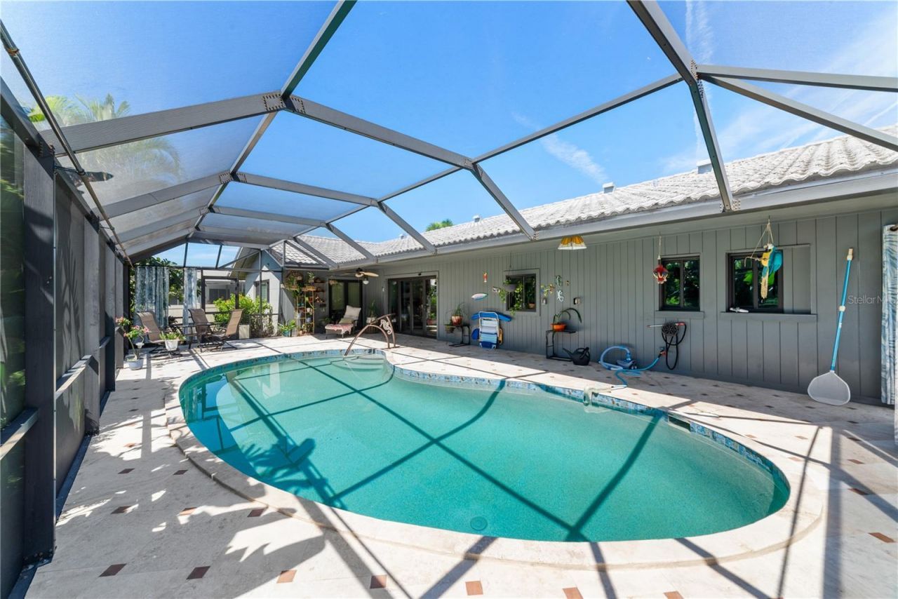 3377 Spring Mill Circle, Sarasota, FL 34239 Photo