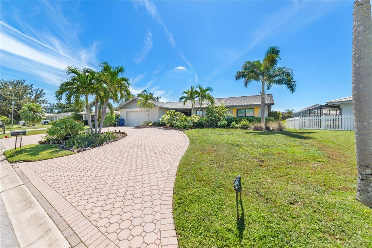 3377 Spring Mill Circle, Sarasota, FL 34239 Photo