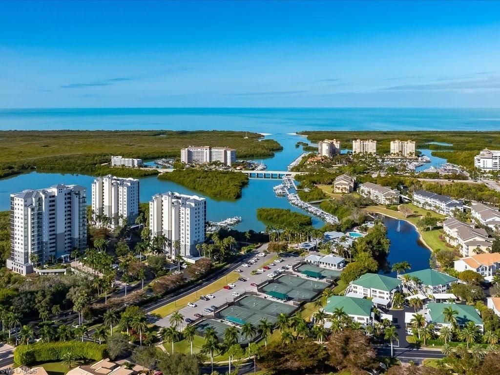 798 Wiggins Bay Dr , Naples, FL 34110 Photo