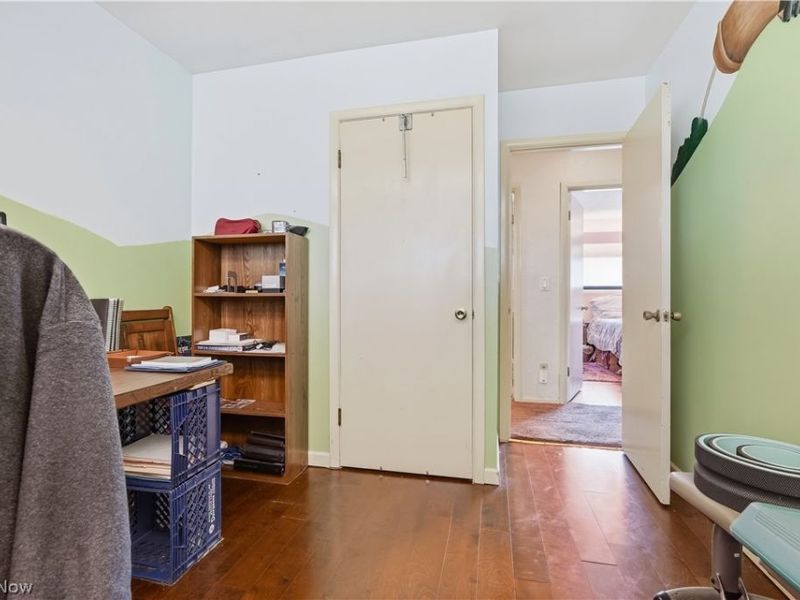 110 E 252nd Street, Euclid, OH 44132 Photo 33