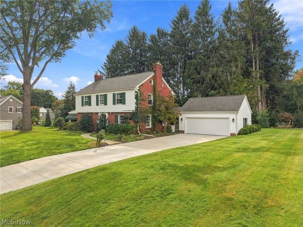 302 Summit Street SW, North Canton, OH 44720
