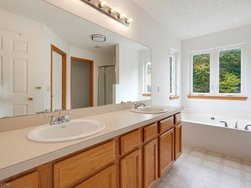 8874 Oliver Court, North Ridgeville, OH 44039 Photo 25