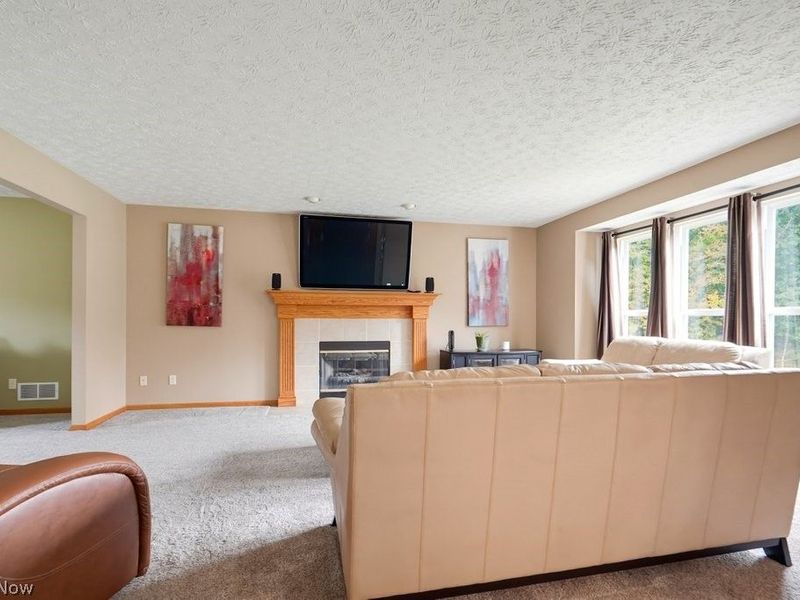 8874 Oliver Court, North Ridgeville, OH 44039 Photo 8