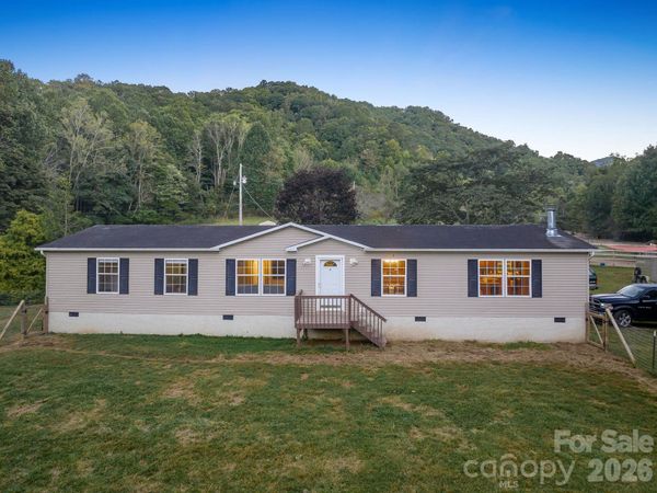 1102 Price Town Road, Clyde, NC 28721