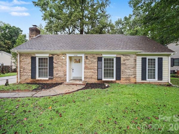 5508 Whistlewood Lane, Charlotte, NC 28208