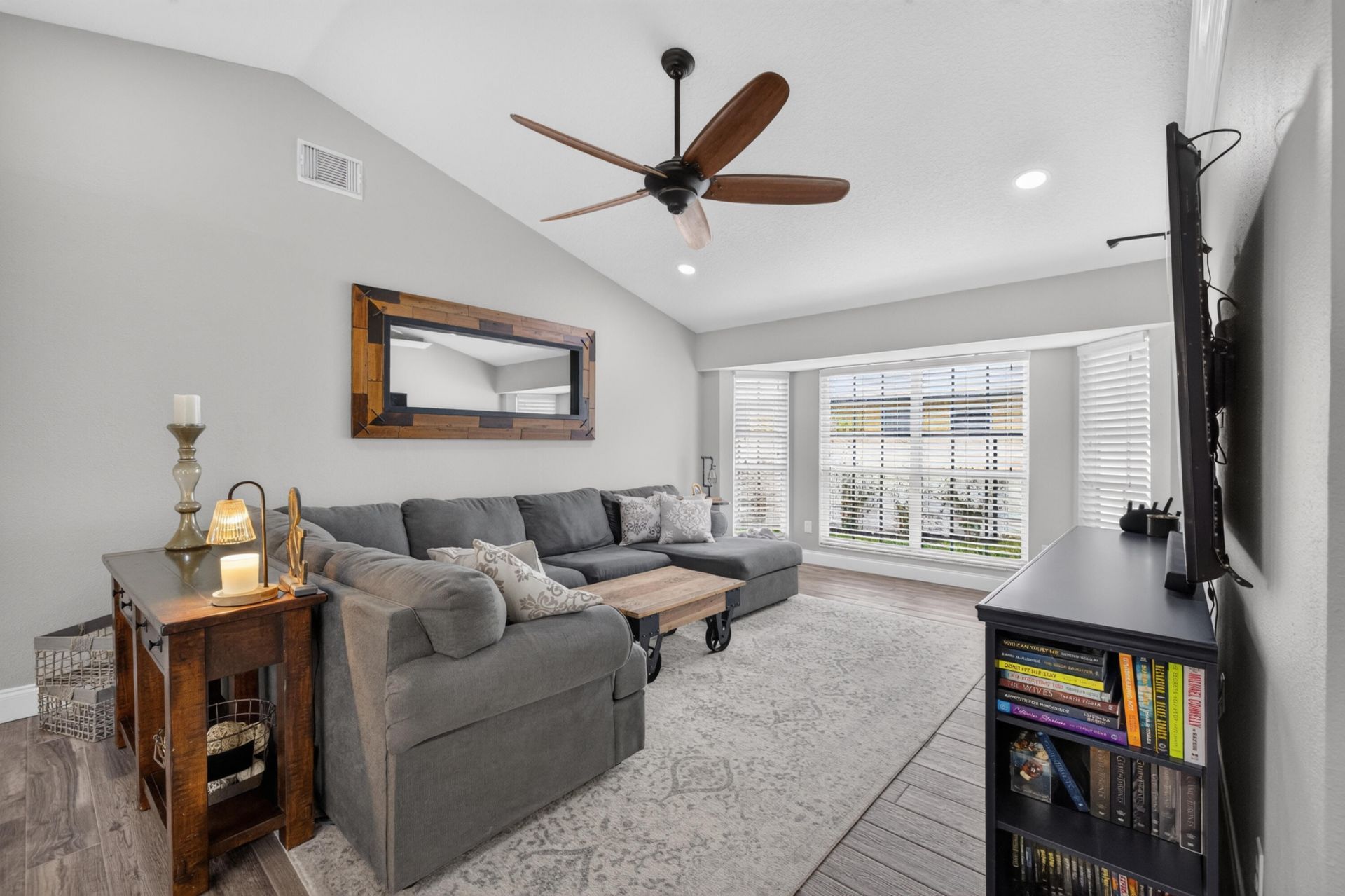 5552 NW Cruzan Avenue, Port Saint Lucie, FL 34986 Photo