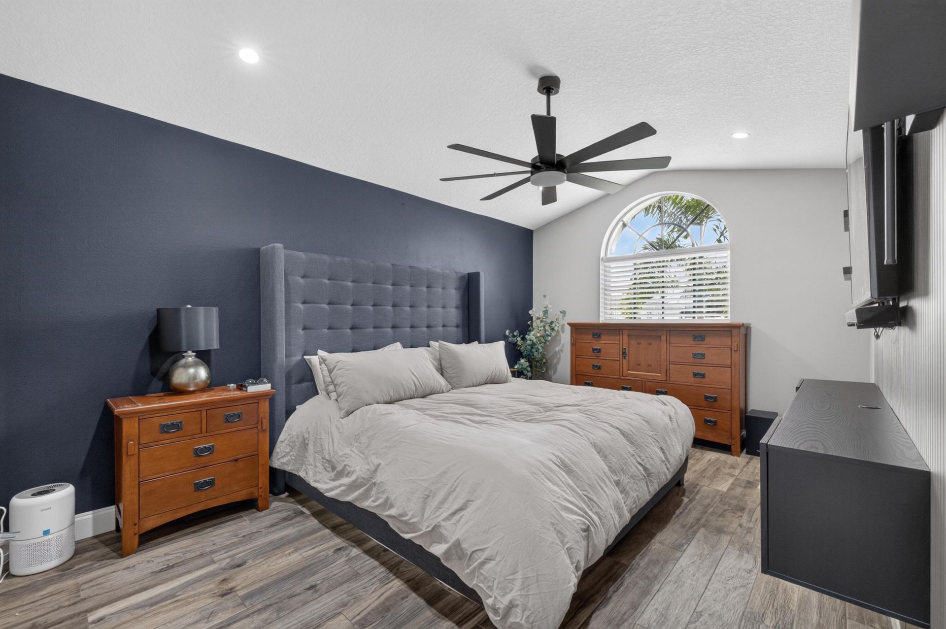 5552 NW Cruzan Avenue, Port Saint Lucie, FL 34986 Photo