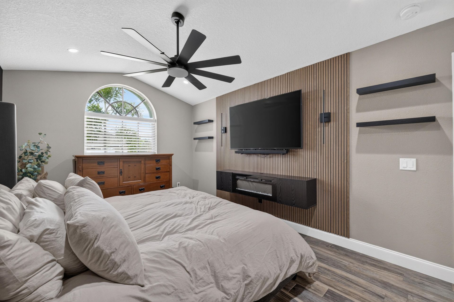 5552 NW Cruzan Avenue, Port Saint Lucie, FL 34986 Photo