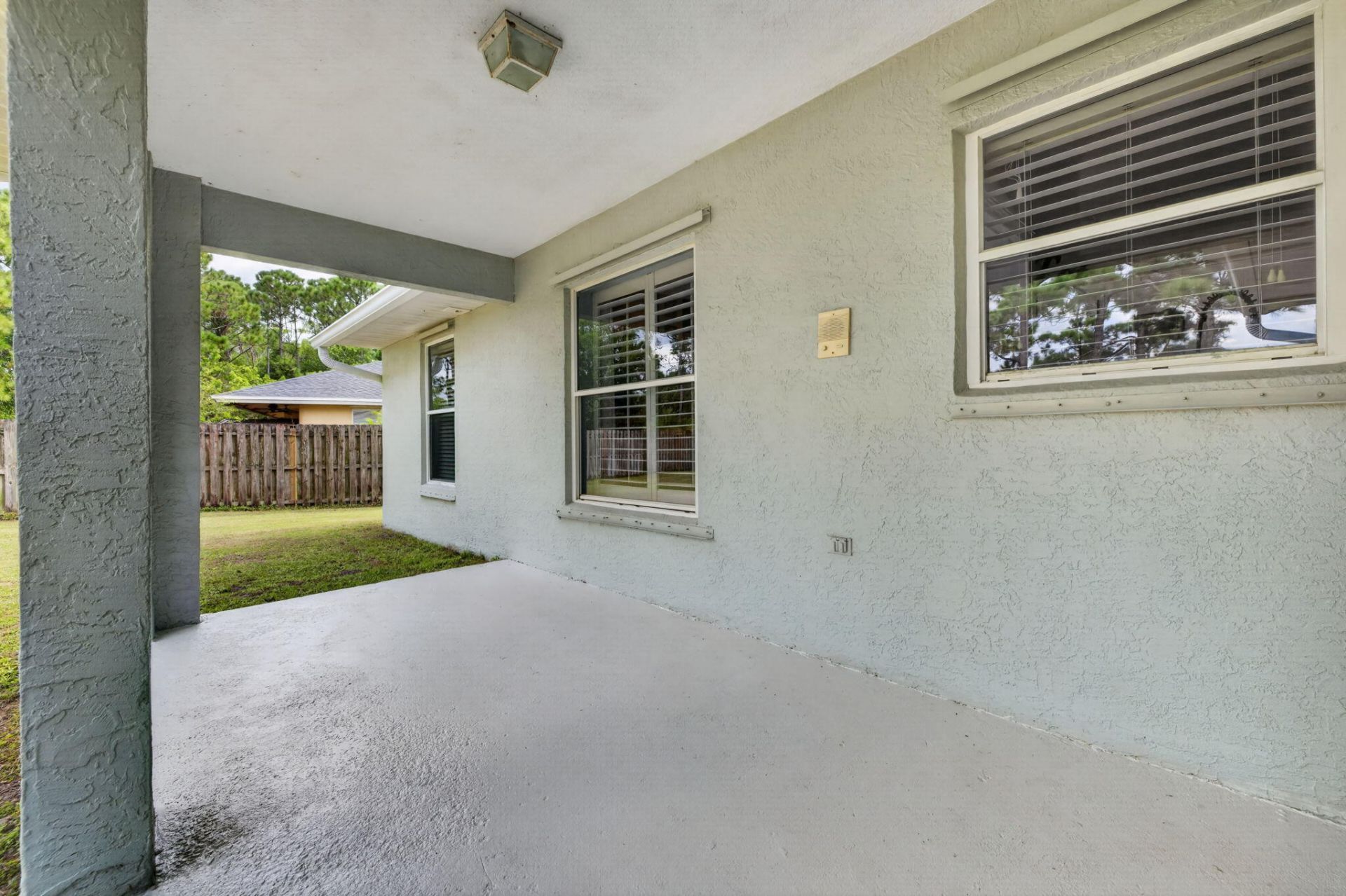 5552 NW Cruzan Avenue, Port Saint Lucie, FL 34986 Photo