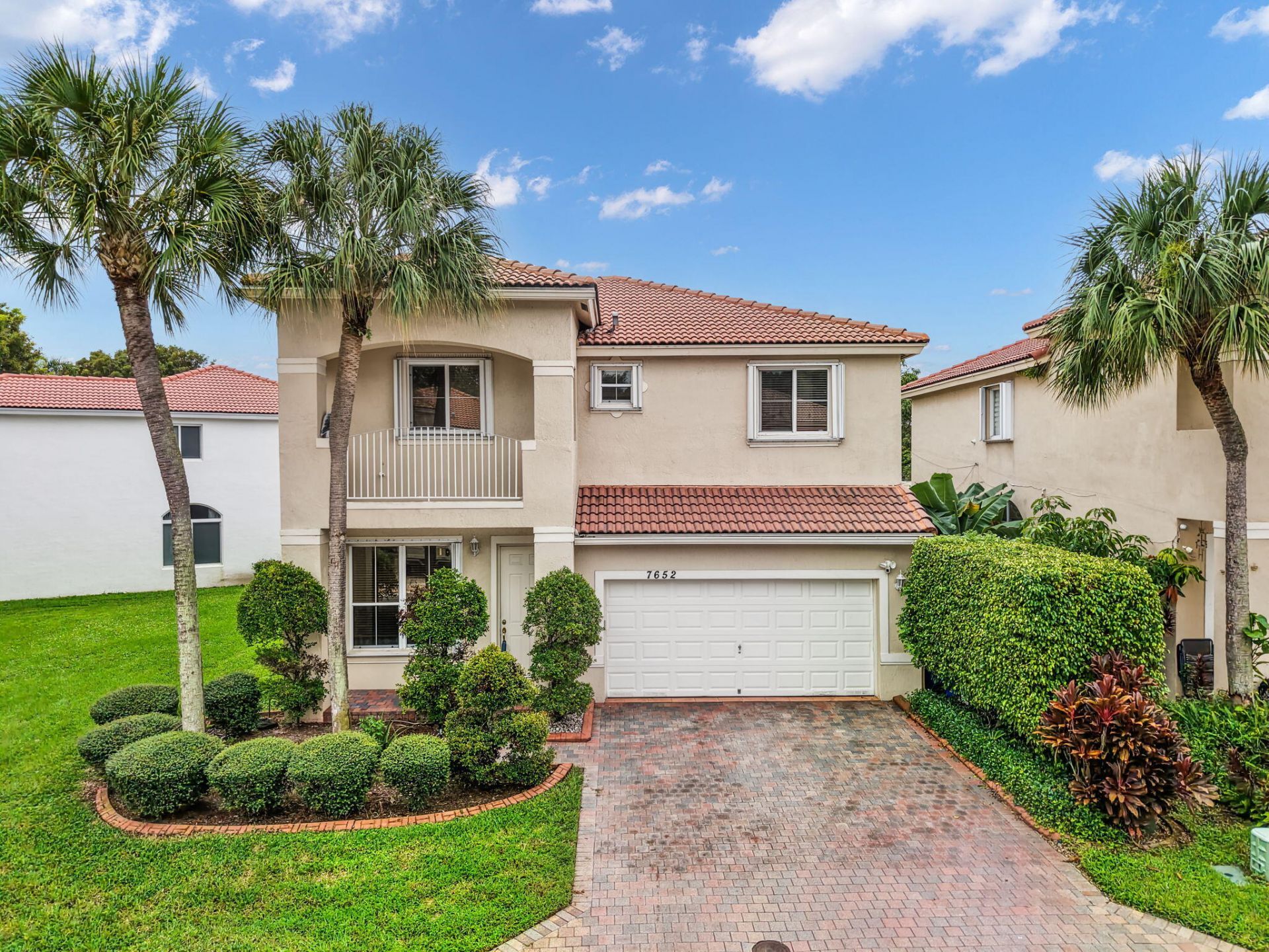 7652 NW 23rd Street, Pembroke Pines, FL 33024 Main Photo