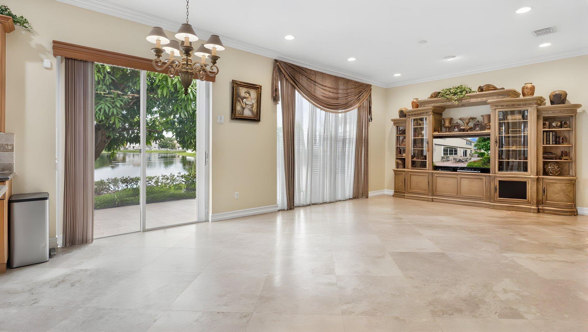 7652 NW 23rd Street, Pembroke Pines, FL 33024 Photo