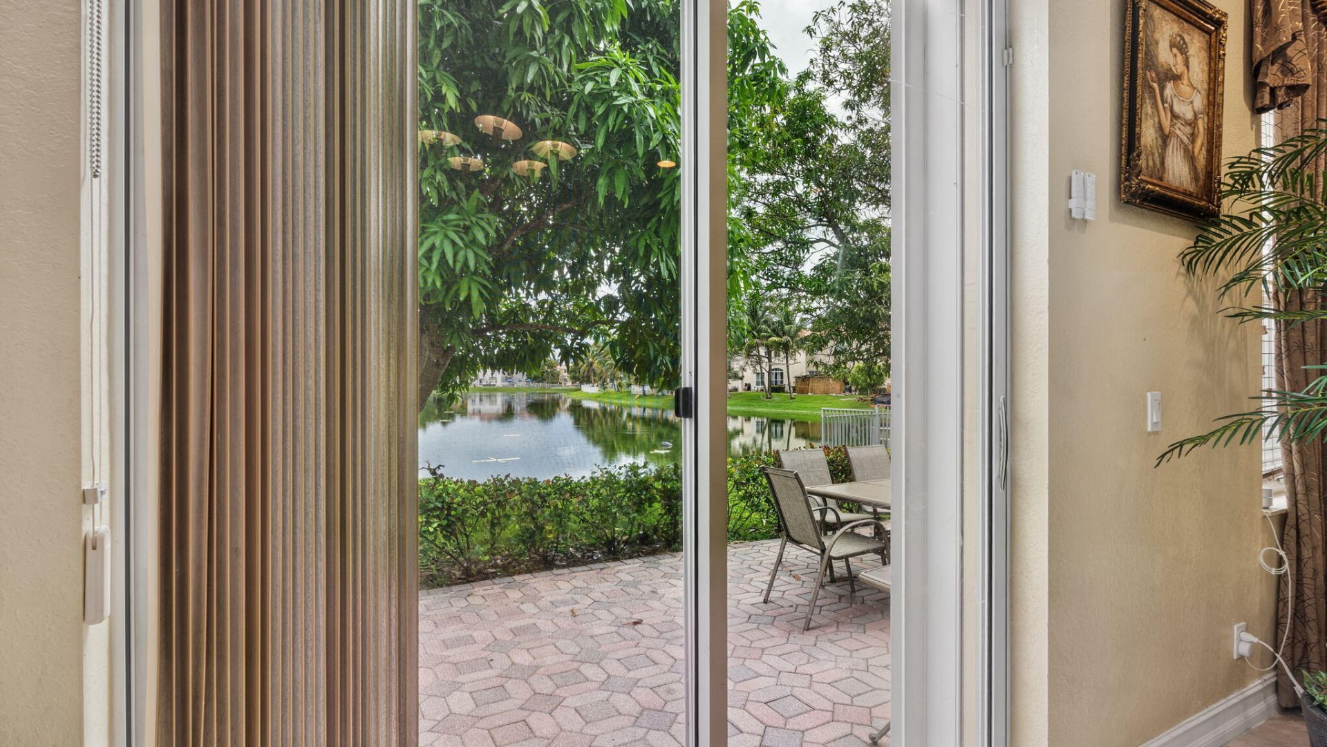 7652 NW 23rd Street, Pembroke Pines, FL 33024 Photo